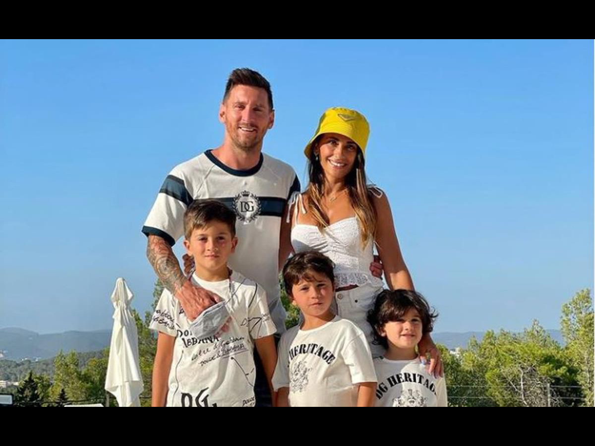 Đã có Antonella, Messi vẫn công khai muốn thêm cô gái khác