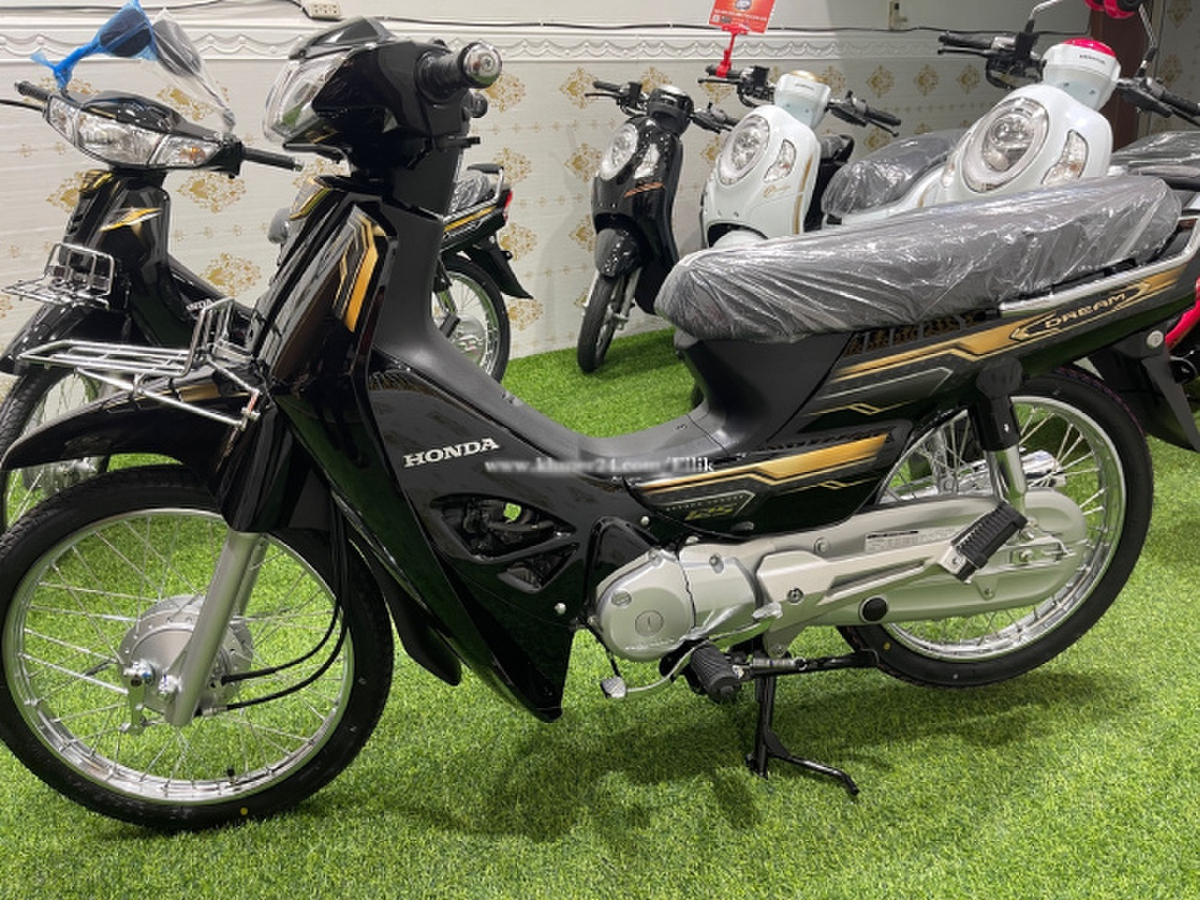 8 chiếc xe Honda Dream biển số VIP giá vài trăm triệu gây sốt trong năm 2021