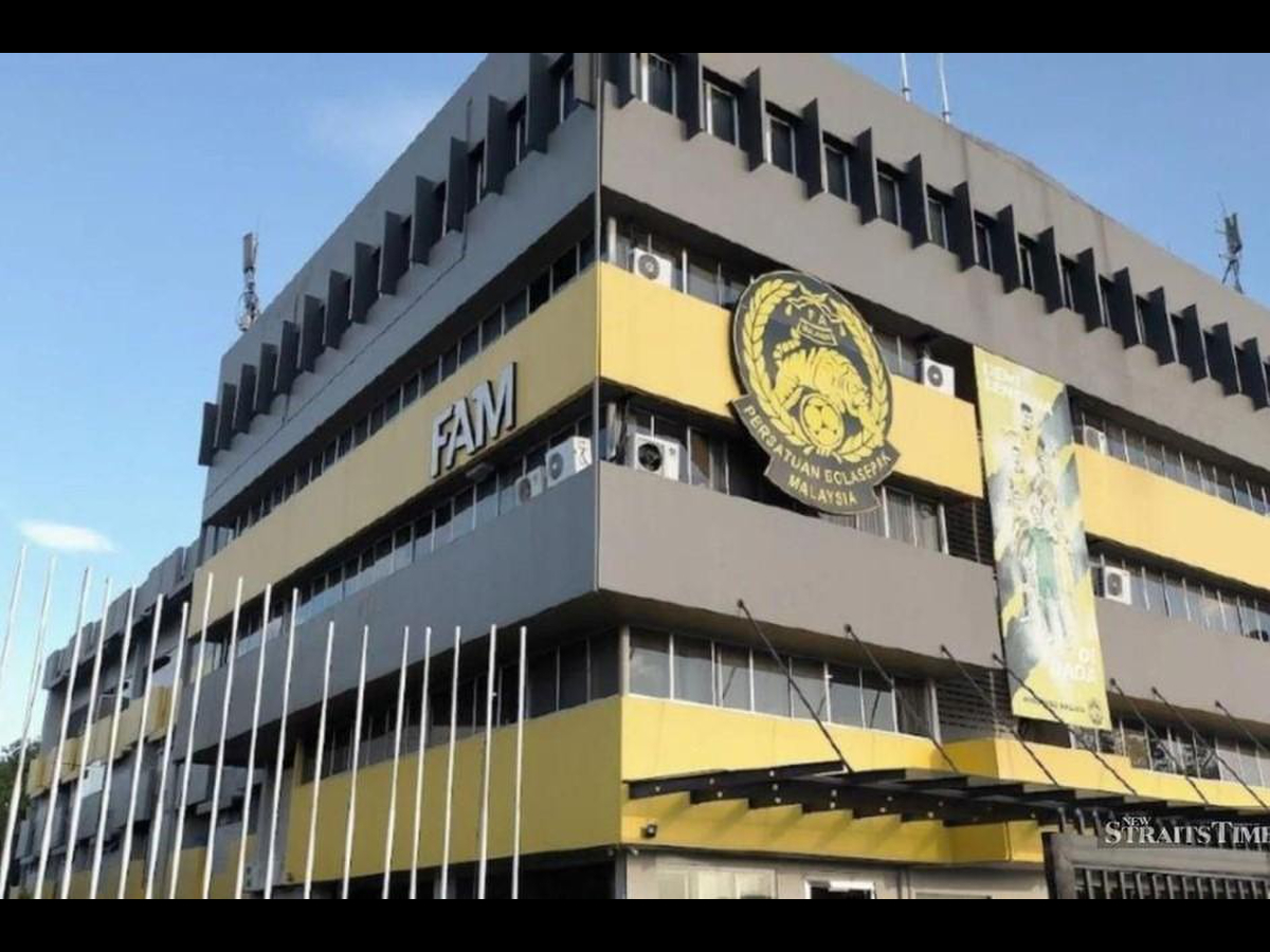 Malaysia h&agrave;nh động li&ecirc;n quan đến 7 cầu thủ nhập tịch tr&aacute;i ph&eacute;p