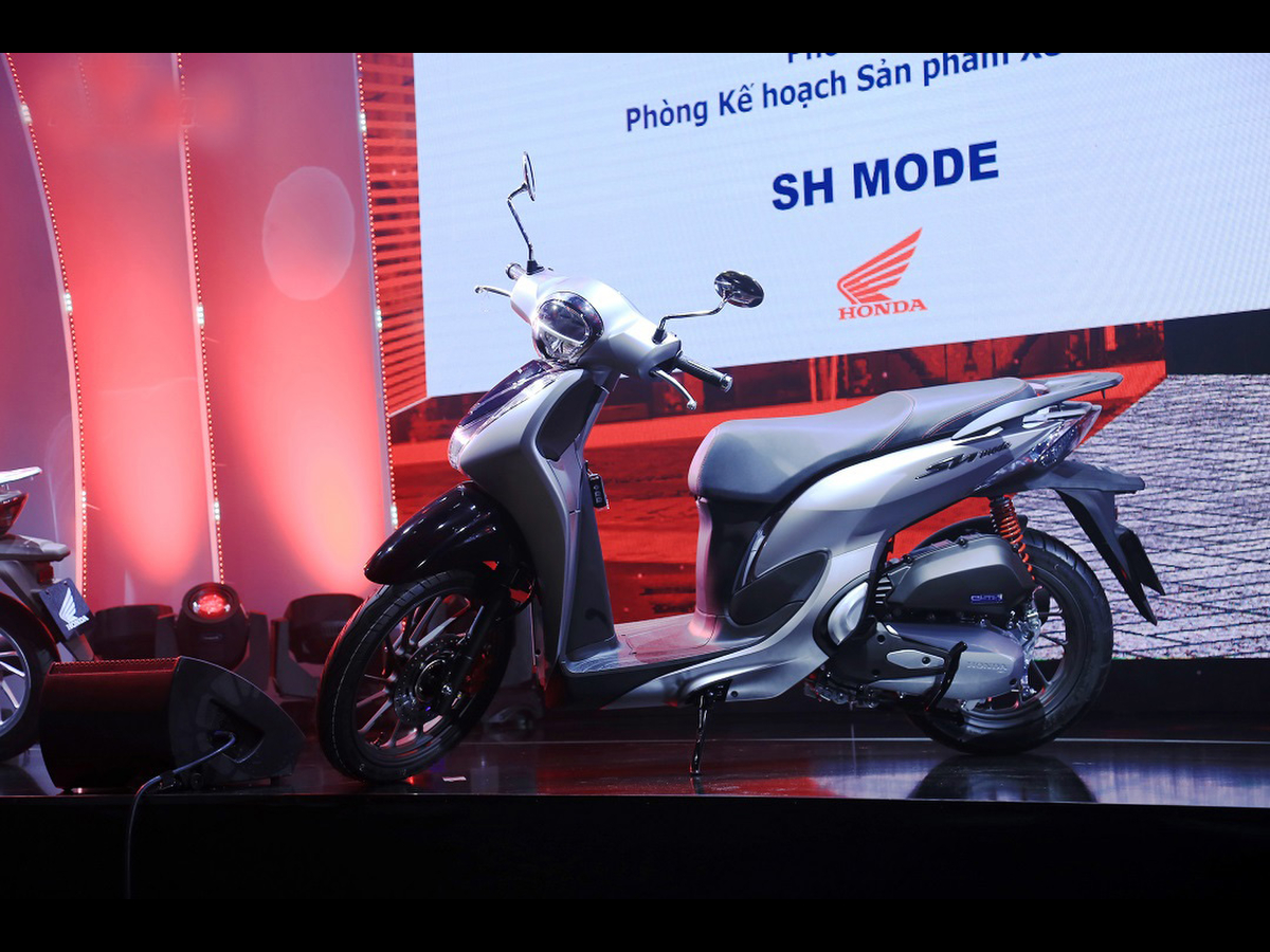 Phiên bản mới vừa ra Honda SH Mode 2021 đã ồ ạt giảm giá